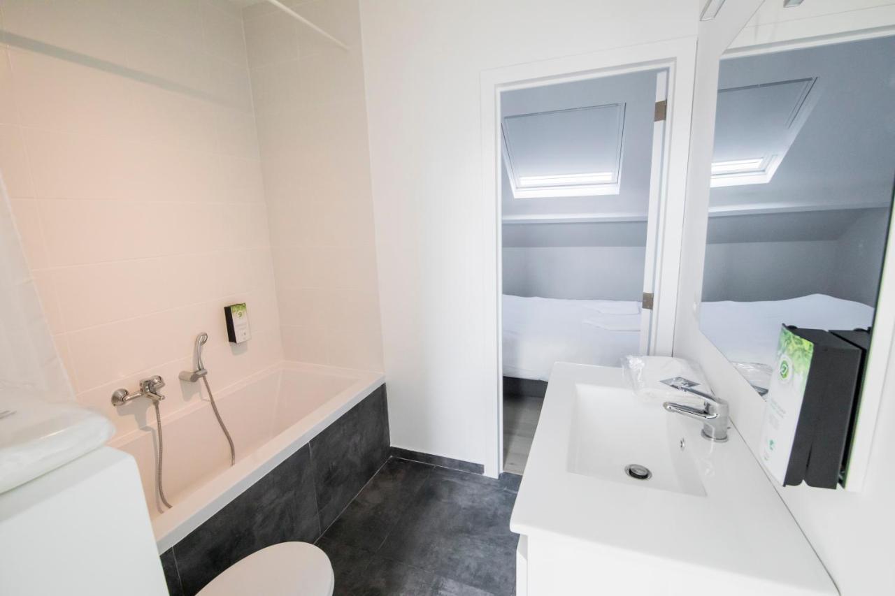 Travelease - Midi Bed & Breakfast Anderlecht Eksteriør bilde