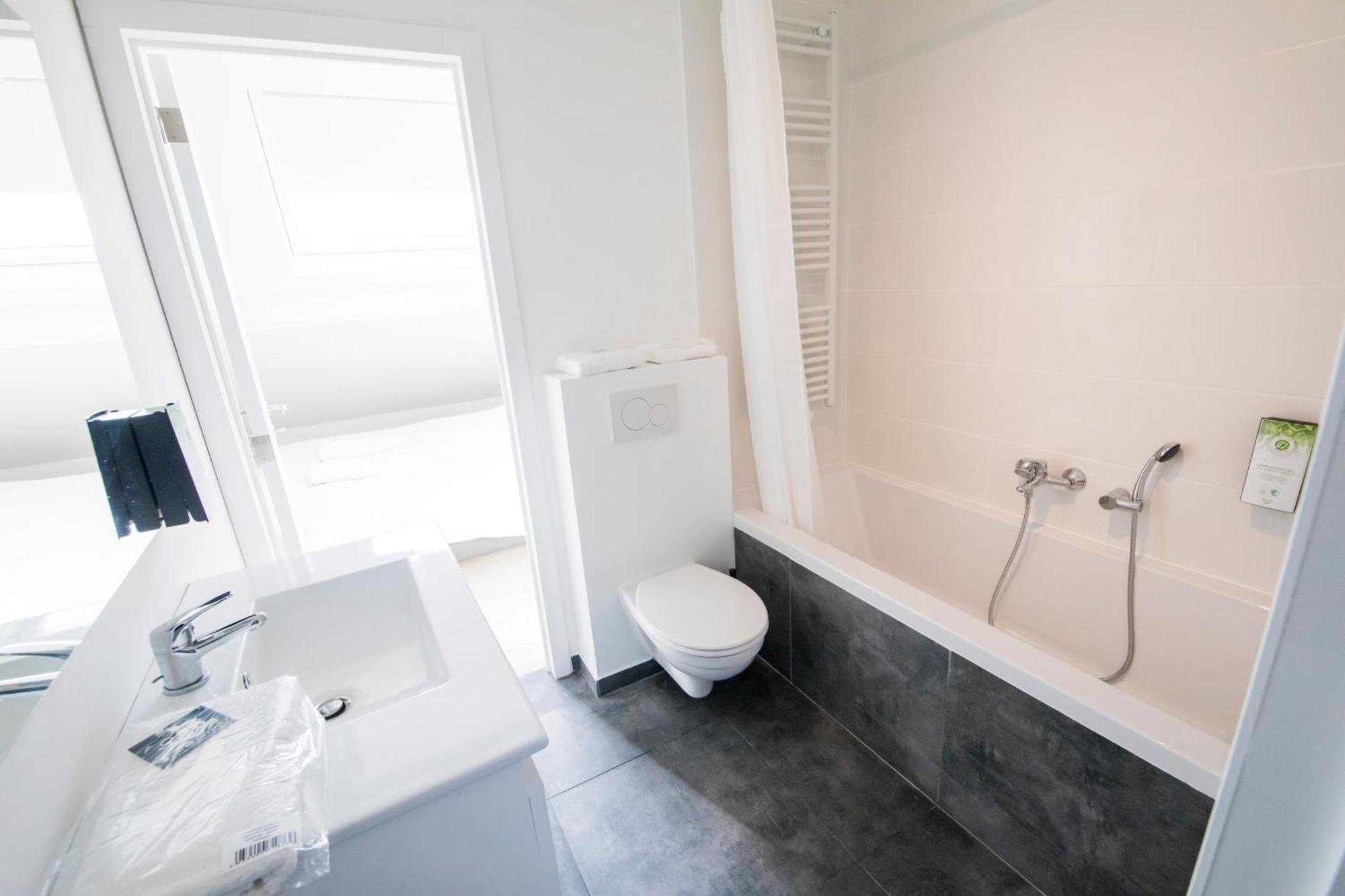 Travelease - Midi Bed & Breakfast Anderlecht Eksteriør bilde